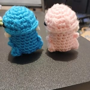 Dinoméo et Dinuliette, le couple de dinos